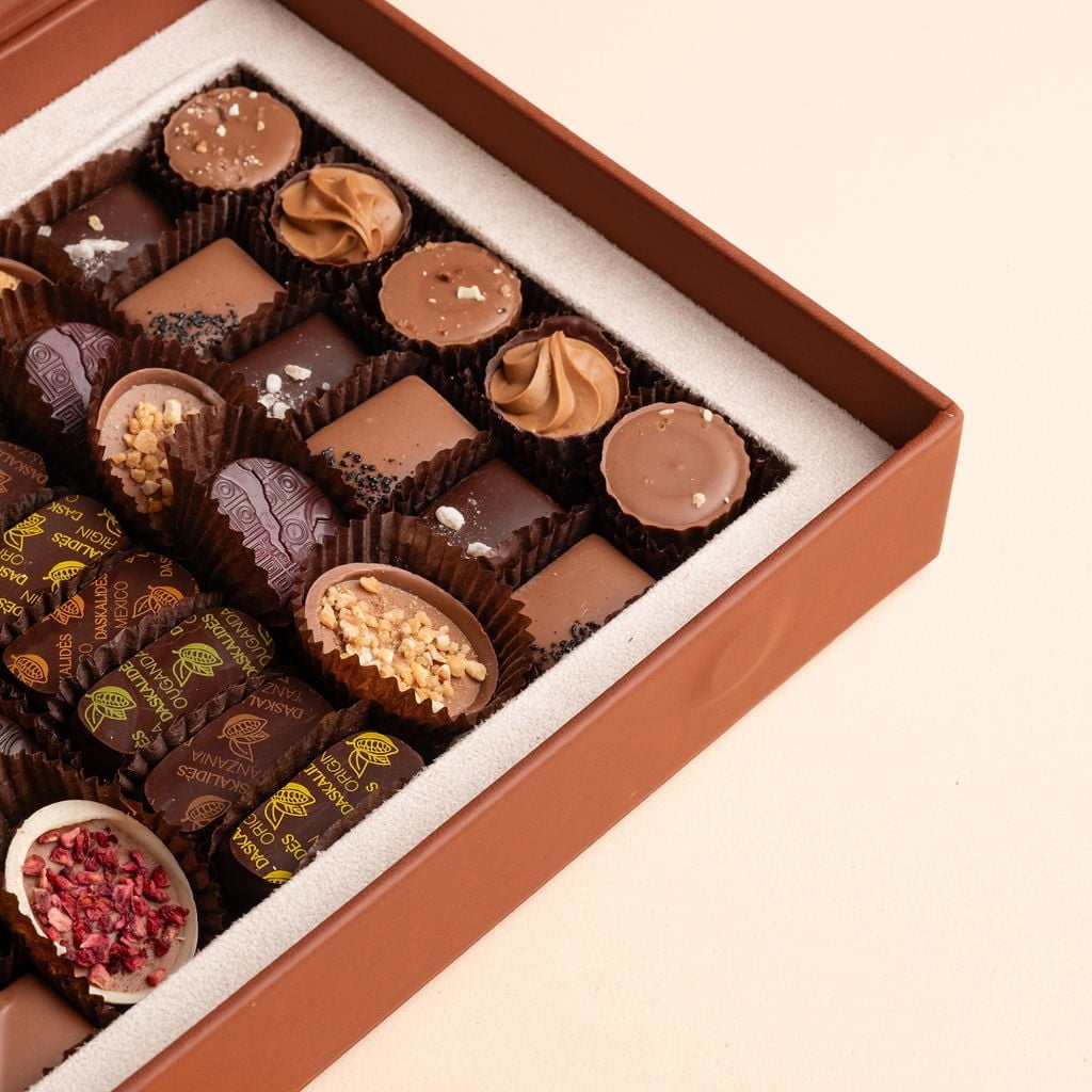 idyr-cadeauxdeluxe-cadeaux-personnalisés-cadeauxd'entreprise- cadeauxpourfemme-cadeauxd'affaires-cadeauxjournéedelafemme-8mars-coffretde chocolats-coffrets-luxe (39)