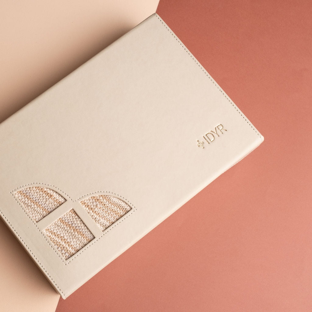idyr-cadeauxdeluxe-cadeaux-personnalisés-cadeauxd'entreprise- cadeauxpourfemme-cadeauxd'affaires-cadeauxjournéedelafemme-8mars-coffretde chocolats-coffrets-luxe (42)