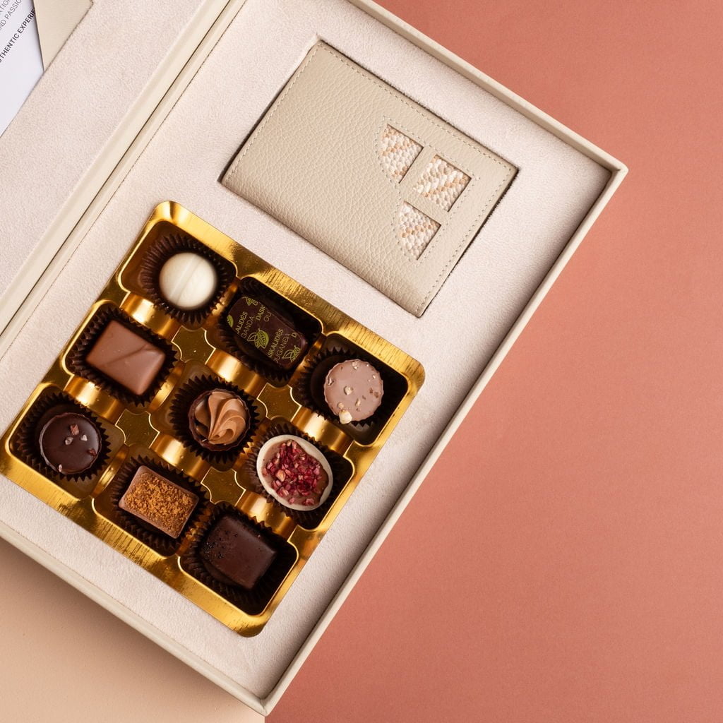 idyr-cadeauxdeluxe-cadeaux-personnalisés-cadeauxd'entreprise- cadeauxpourfemme-cadeauxd'affaires-cadeauxjournéedelafemme-8mars-coffretde chocolats-coffrets-luxe (47)