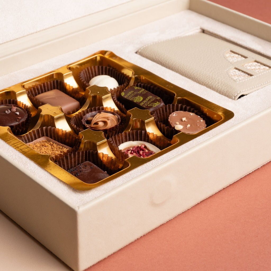 idyr-cadeauxdeluxe-cadeaux-personnalisés-cadeauxd'entreprise- cadeauxpourfemme-cadeauxd'affaires-cadeauxjournéedelafemme-8mars-coffretde chocolats-coffrets-luxe (52)