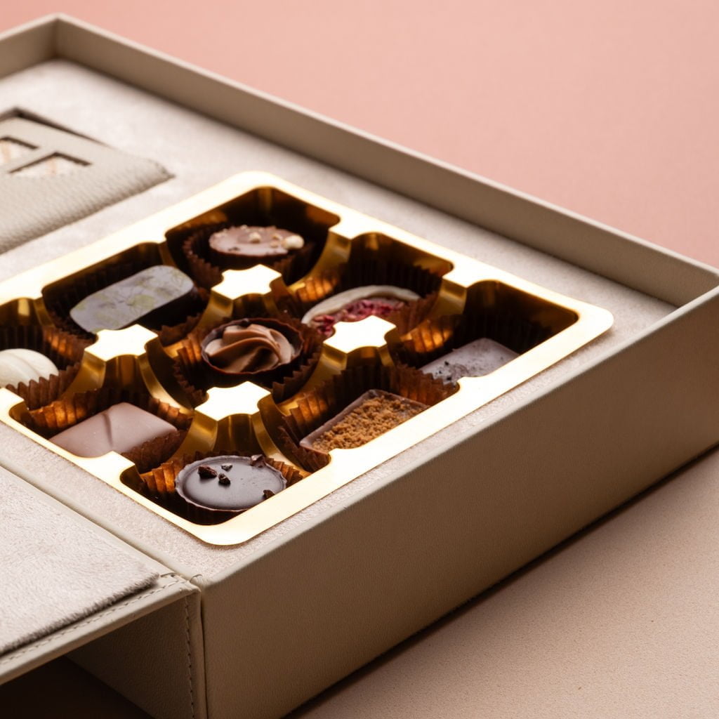 idyr-cadeauxdeluxe-cadeaux-personnalisés-cadeauxd'entreprise- cadeauxpourfemme-cadeauxd'affaires-cadeauxjournéedelafemme-8mars-coffretde chocolats-coffrets-luxe (53)