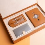 idyr-cadeauxdeluxe-cadeaux-personnalisés-cadeauxd’entreprise- cadeauxpourfemme-cadeauxd’affaires-cadeauxjournéedelafemme-8mars-coffrets-luxe-safar (1)