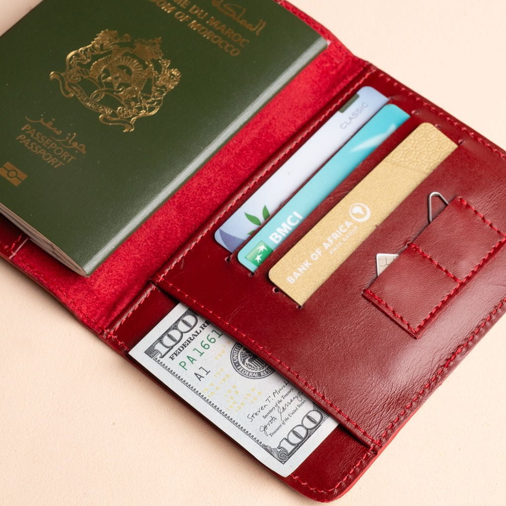 idyr-porte-passeport-accessoires-de-modepetite-maroquinerie (3) Étui à passeport