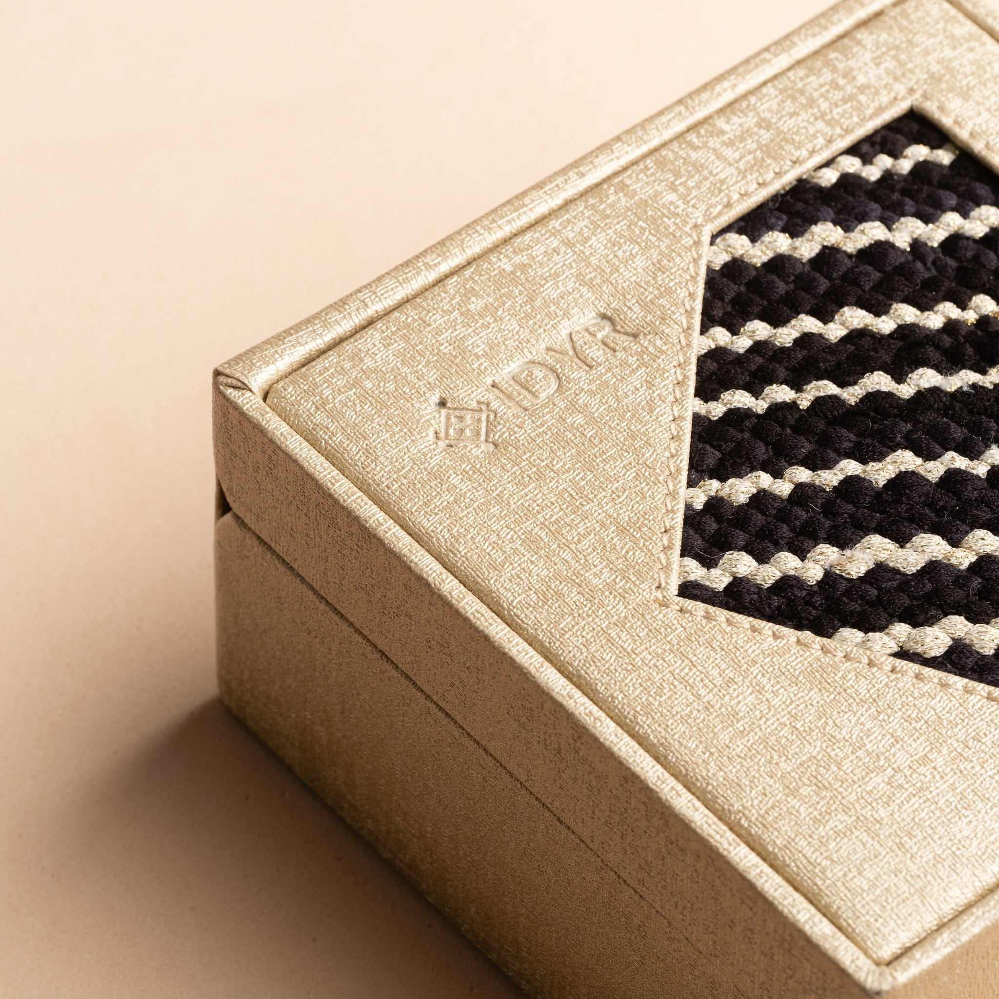 idyr-boîte à bijoux-coffret-à-bijoux-jewelry-box-cadeauxdeluxe-cadeaux-personnalisés-cadeauxd'entreprise-accueil-shop-coffrets (25)
