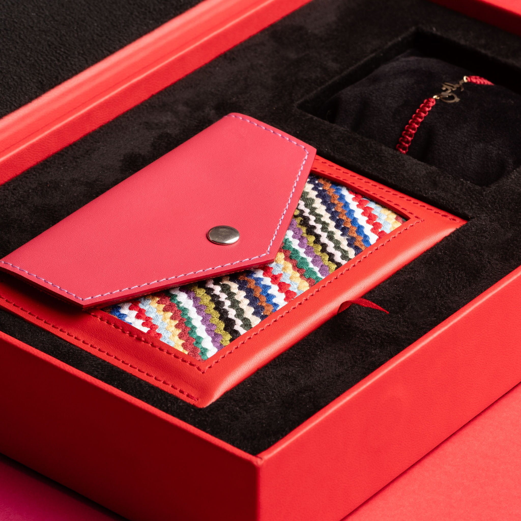 idyr-coffret-artisanal-jewelry-box-cadeauxdeluxe-cadeaux-personnalisés-cadeauxd'entreprise-accueil-shop-coffrets (33)