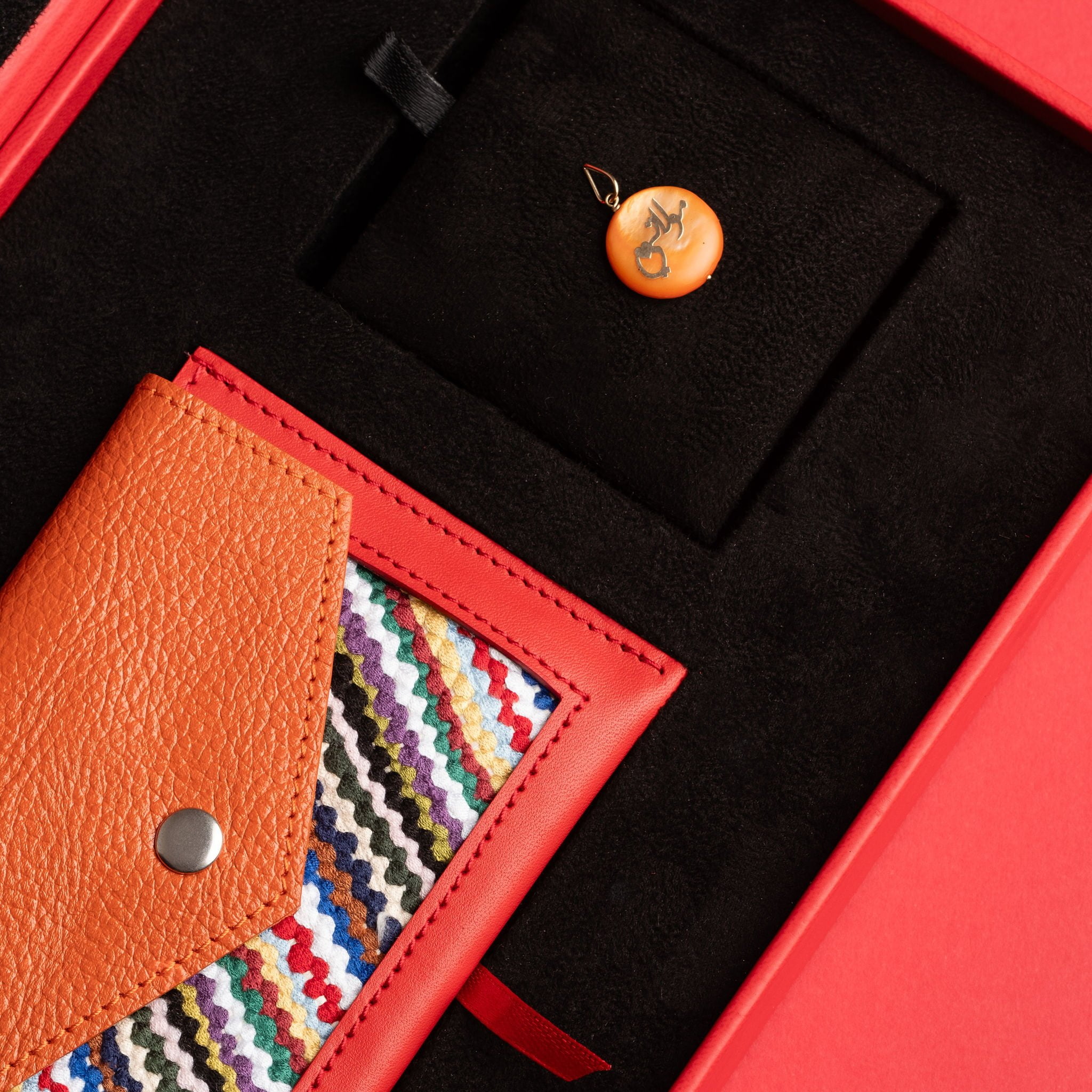 idyr-coffret-artisanal-jewelry-box-cadeauxdeluxe-cadeaux-personnalisés-cadeauxd'entreprise-accueil-shop-coffrets (4)