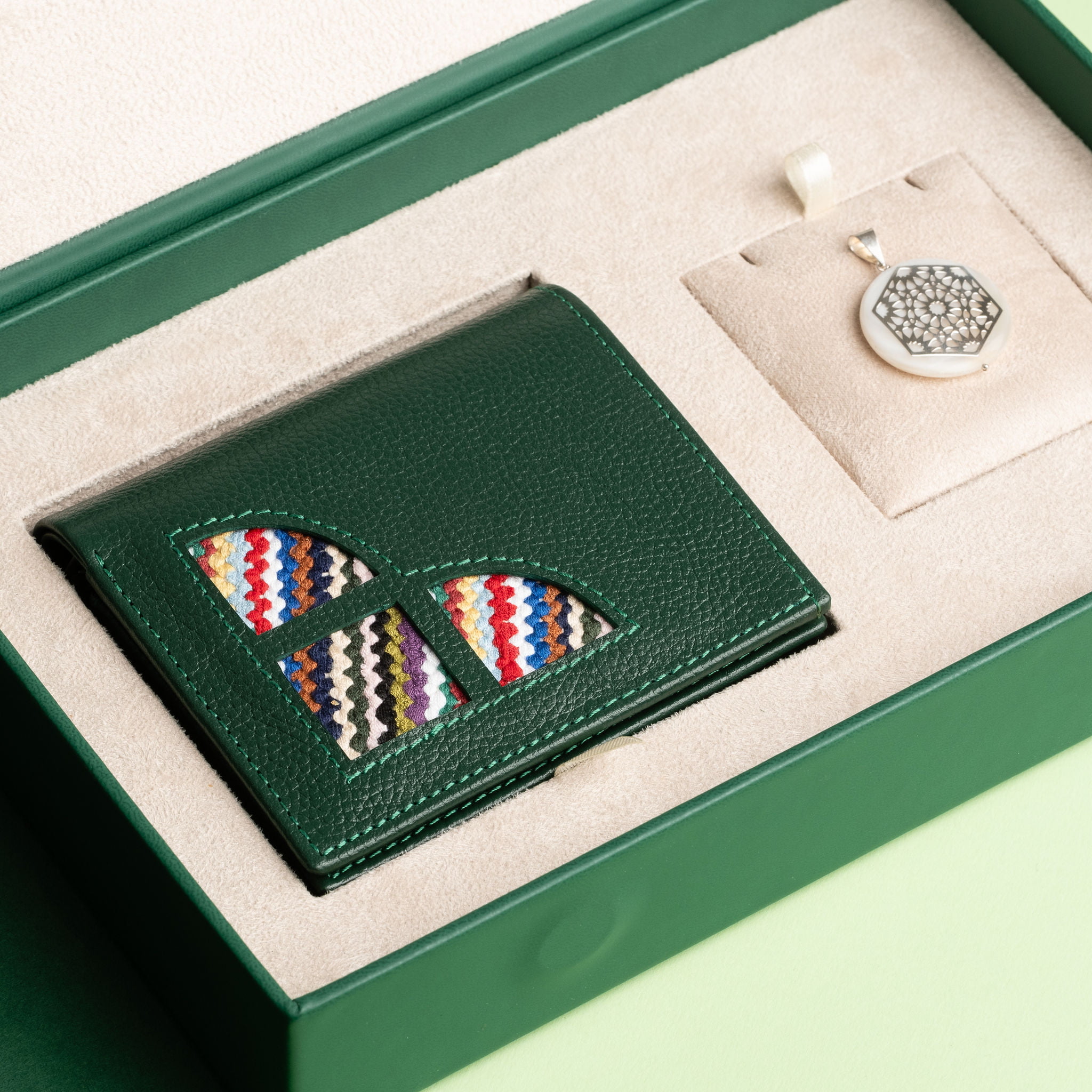 idyr-coffret-artisanal-jewelry-box-cadeauxdeluxe-cadeaux-personnalisés-cadeauxd'entreprise-accueil-shop-coffrets (7)